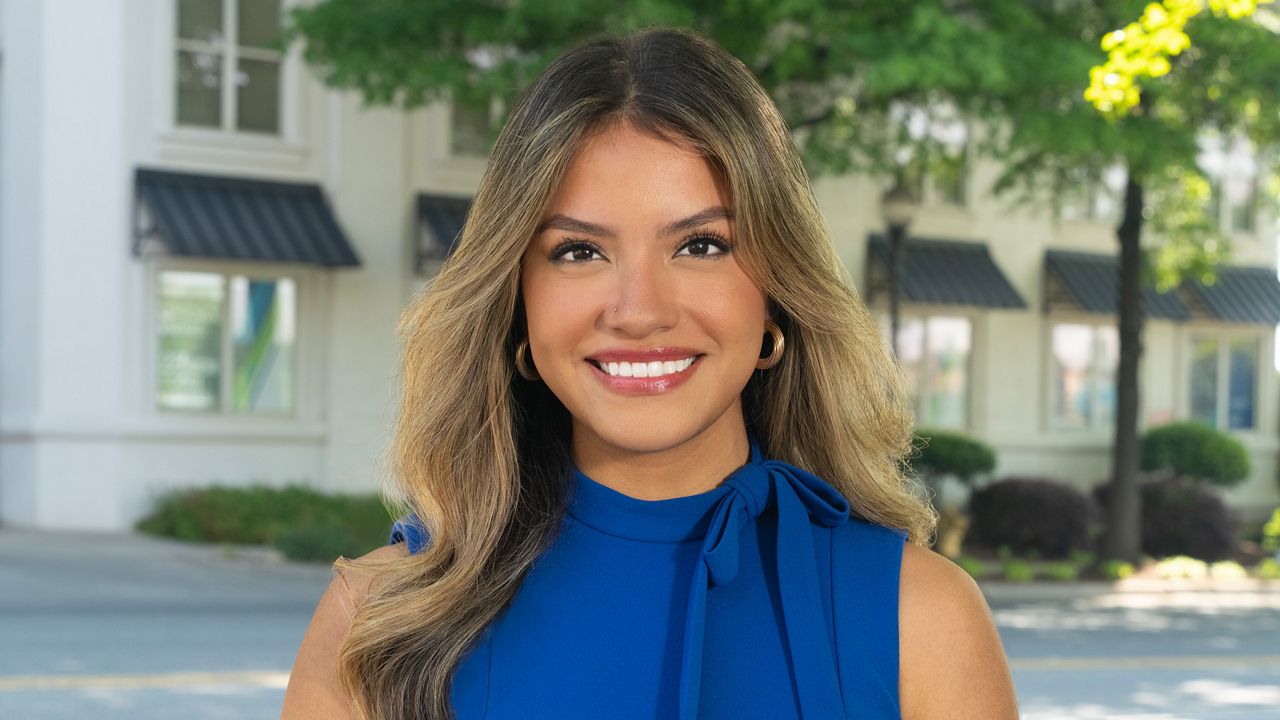Claudia Puente