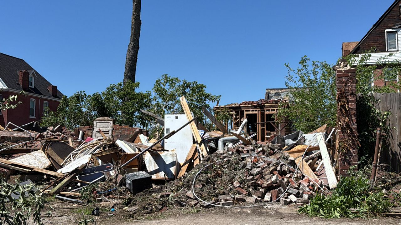Evening Briefing in St. Louis: May 21