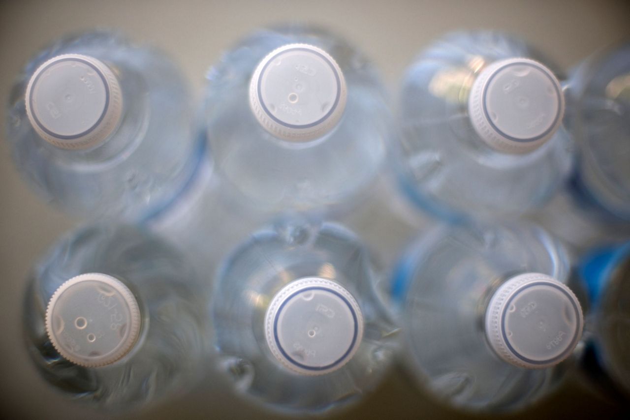 Plastic bottles sales banned at San Francisco airport