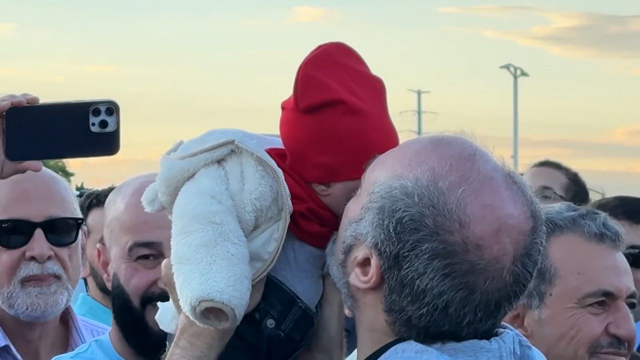 Salah Sarsour's release from ICE detention gives his Congresswoman hope