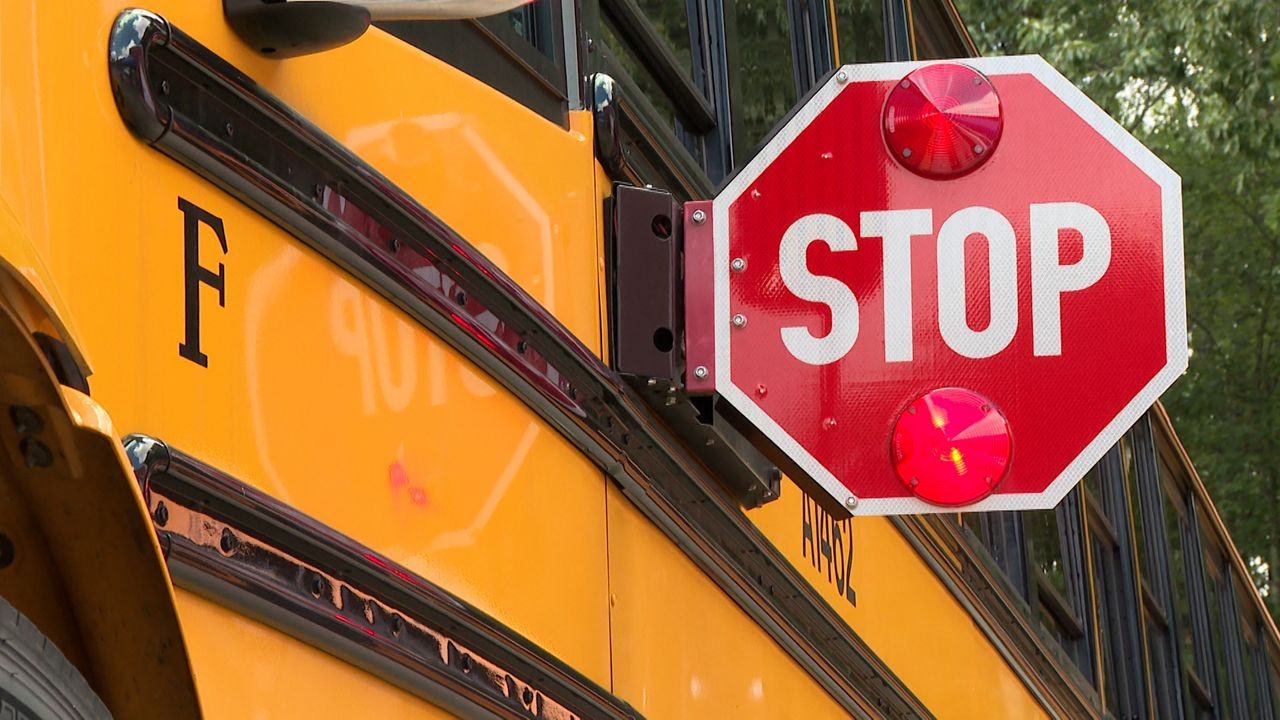 School bus stop sign. (Spectrum News 1/Dan Reidy)