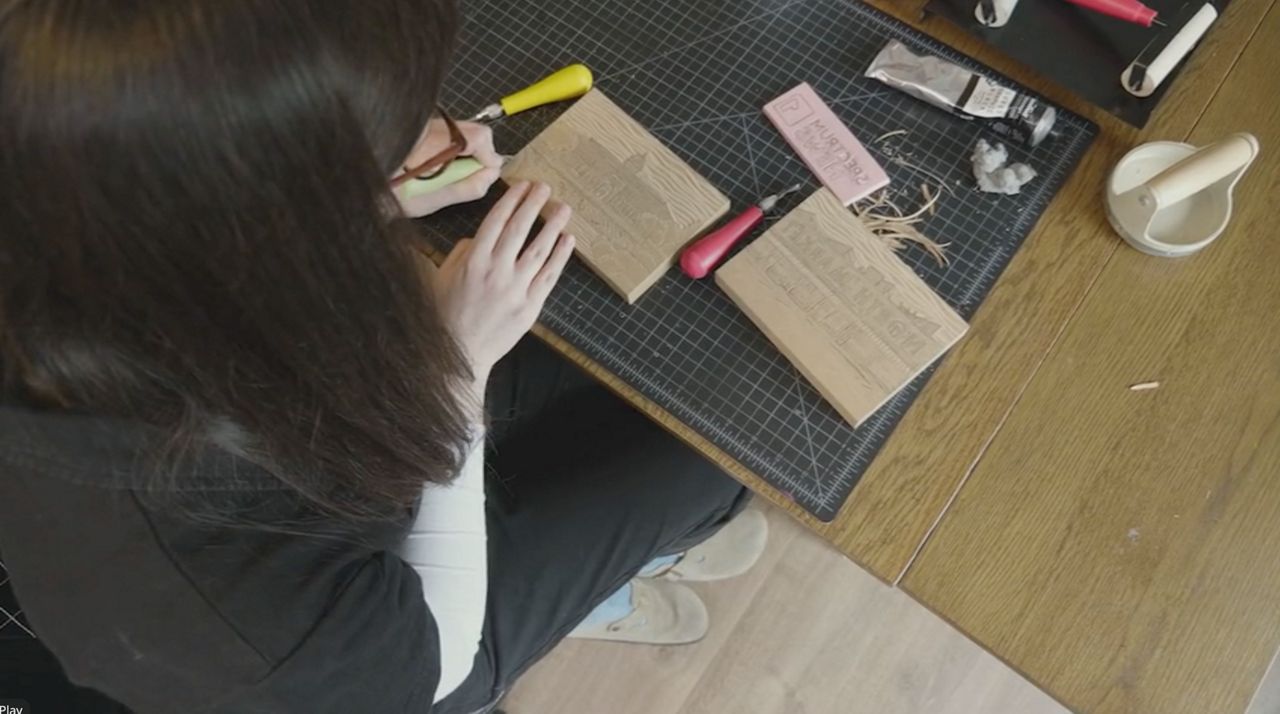 Katie McKernan McAlear is a Toledo-based artist. (Spectrum News 1/Sophia Constantine)