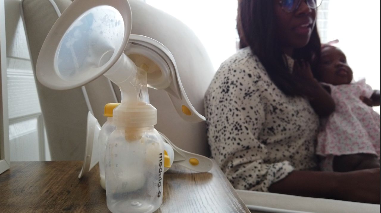 Paying attention: Boston hospital helps breastfeeding Black moms, babies  thrive - The Boston Globe