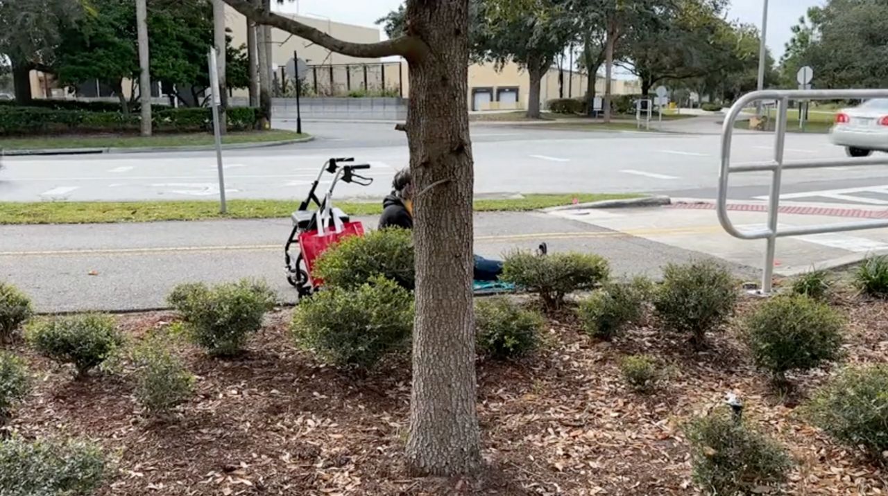 Last month, city commissioners approved the first reading of an ordinance that would prohibit people from camping overnight in public places like sidewalks. On Jan. 2, they’ll take up a second reading and potential vote. (file photo)