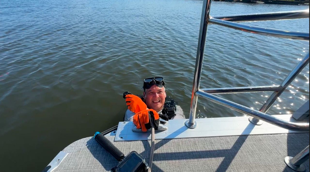 What Palmetto’s oyster restoration project means for Manatee River health