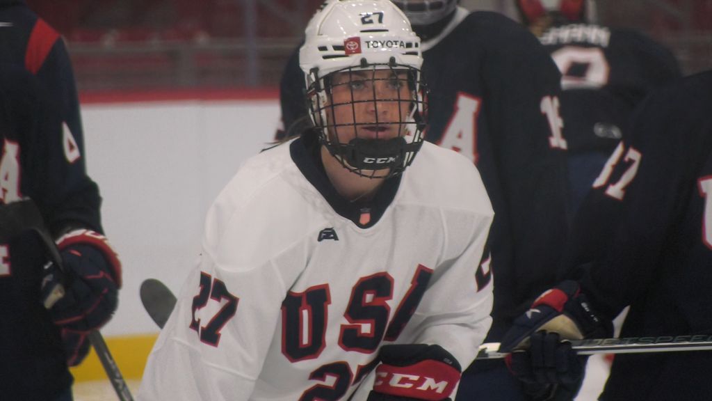 Taylor Heise represents Team USA at the IIHF Women’s World Championship