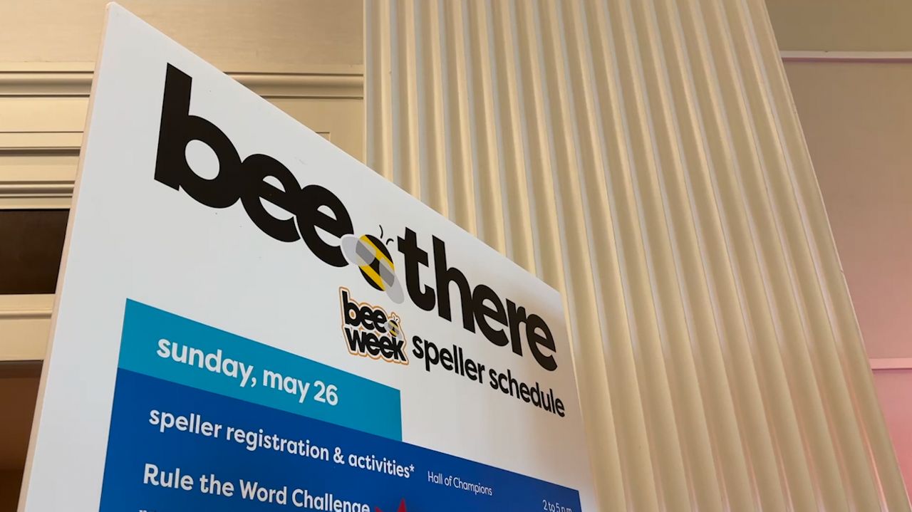 Florida students compete in Scripps National Spelling Bee