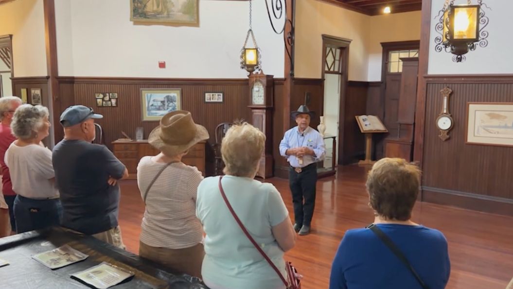 Former Flagler County Commissioner George Hanns leads a tour at Princess Place Preserve. (Spectrum News)