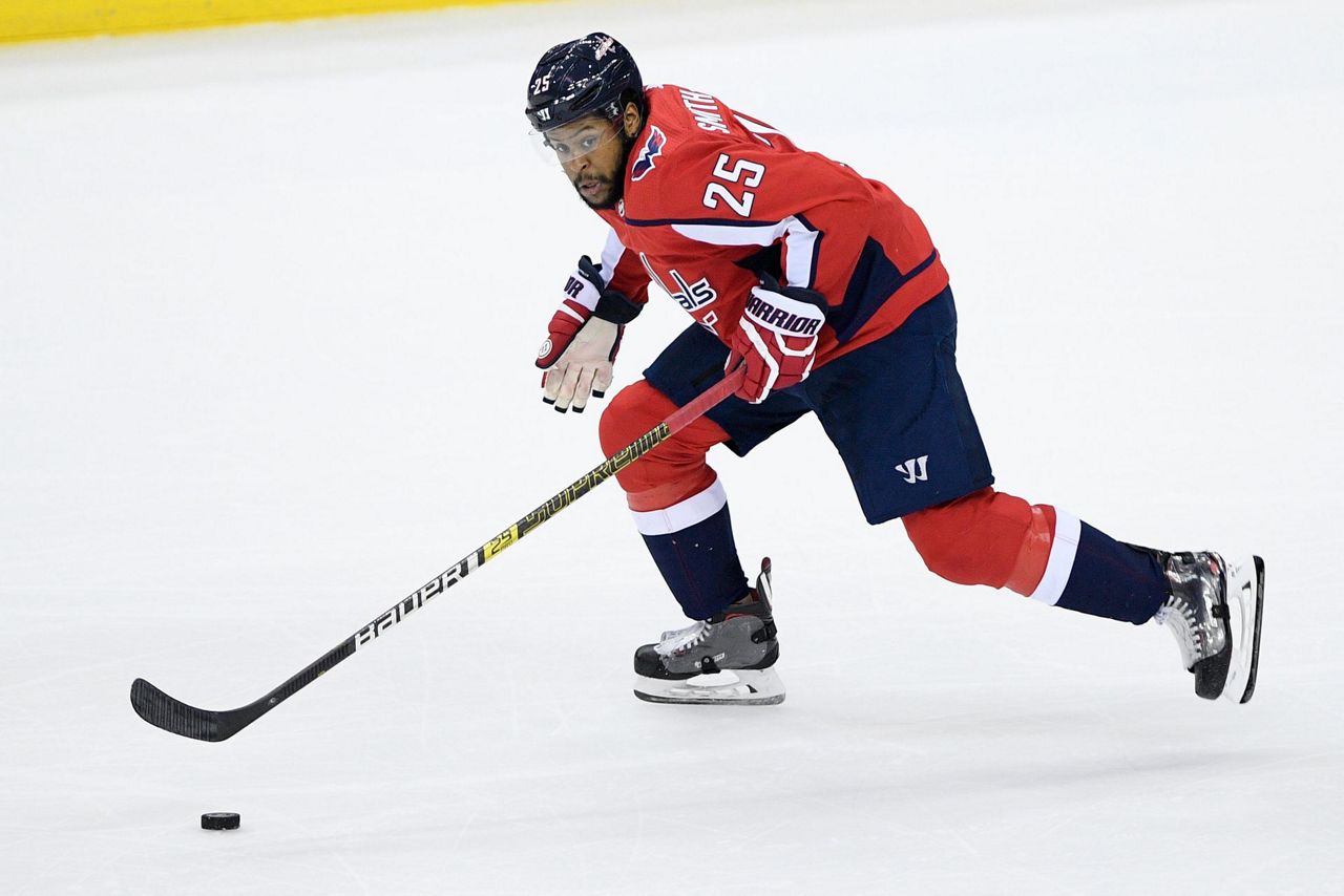 Salary cap economics squeezing out NHL's middle class