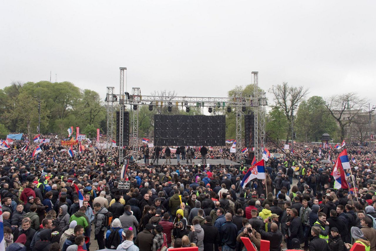 Thousands rally in Serbia against populist leader Vucic