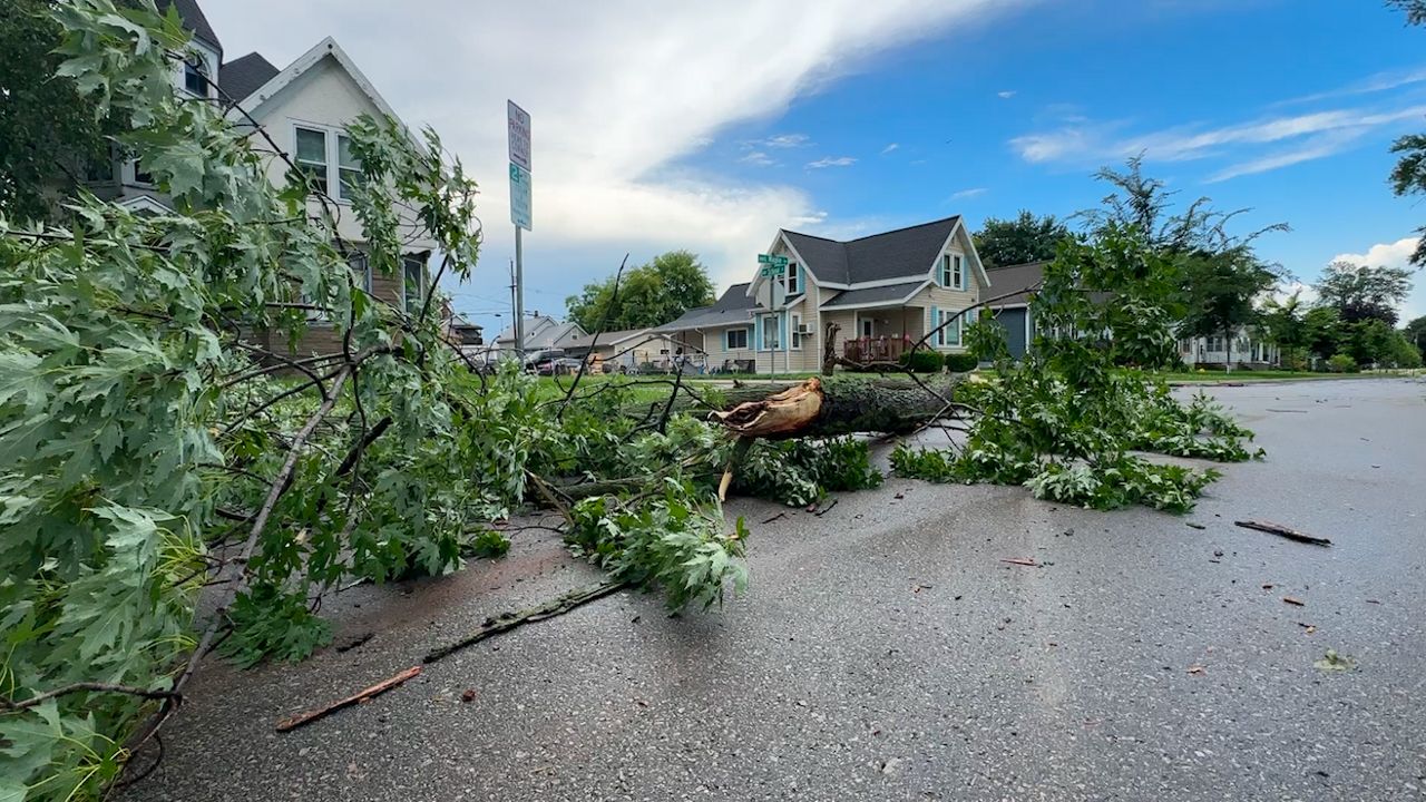 Storms caused damage from Ripon to Green Bay Wednesday morning