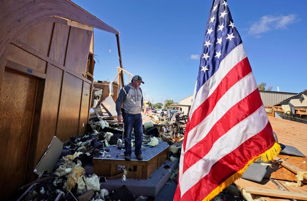 1 dead, dozens hurt as tornadoes hit Texas and Oklahoma