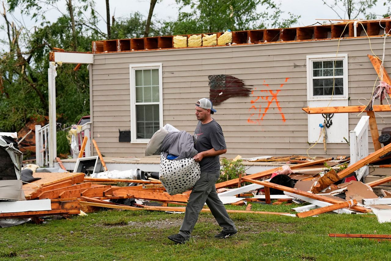 Tornadoes tear through southeastern US as storms leave 3 dead