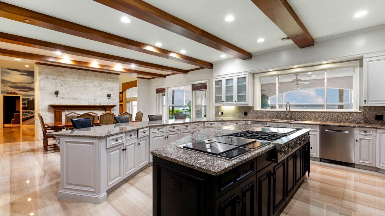 Kitchen in Shaquille O'Neal's $19.5 million mega-mansion. (Photo: The Atlas Team)