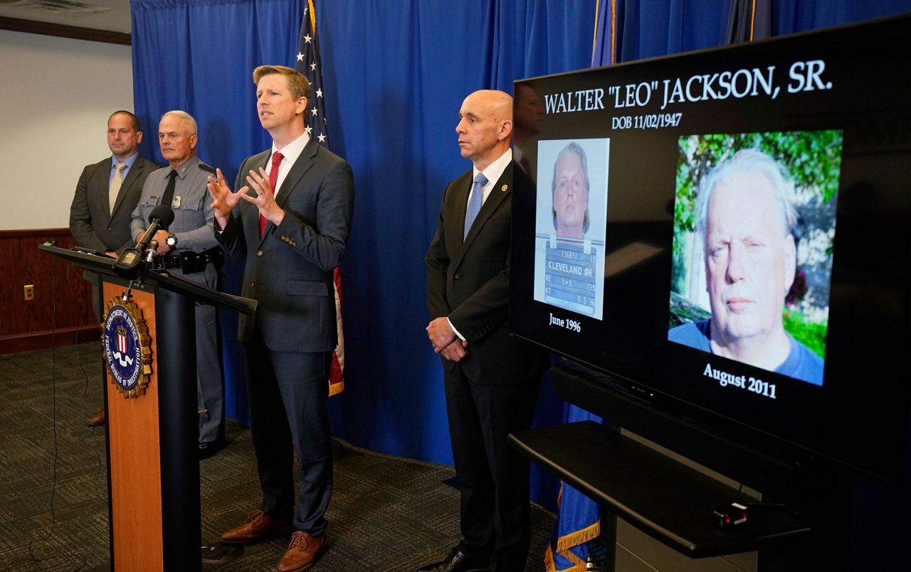 FBI identifies serial rapist as person responsible for 1996 Shenandoah ...