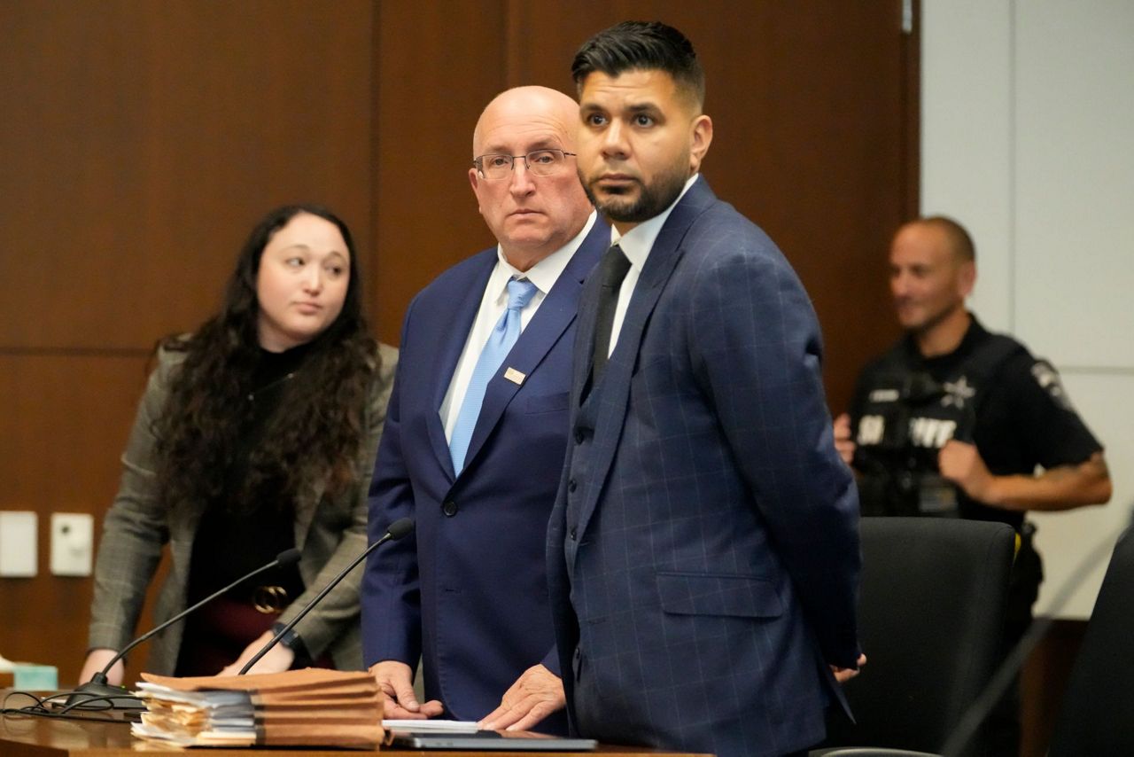 Father of July 4th parade shooting suspect pleads guilty to ...