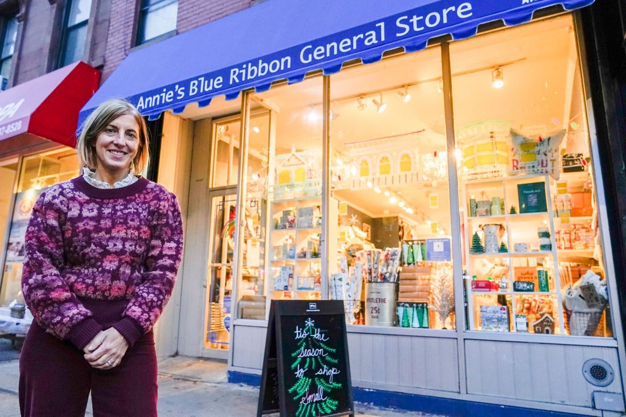 'We have stock': Smaller stores aim for last-minute shoppers - Vimarsana News