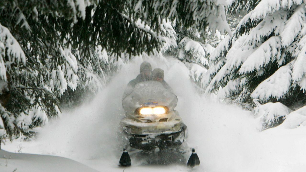Wisconsin DNR releases safety tips for snowmobilers this season