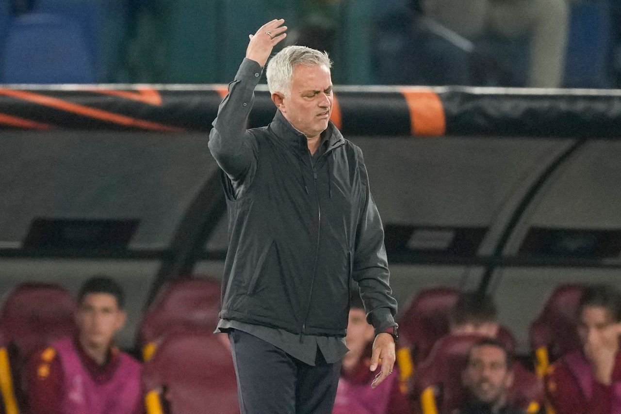 Roma Announces That José Mourinho Is Leaving The Club With Immediate Effect 