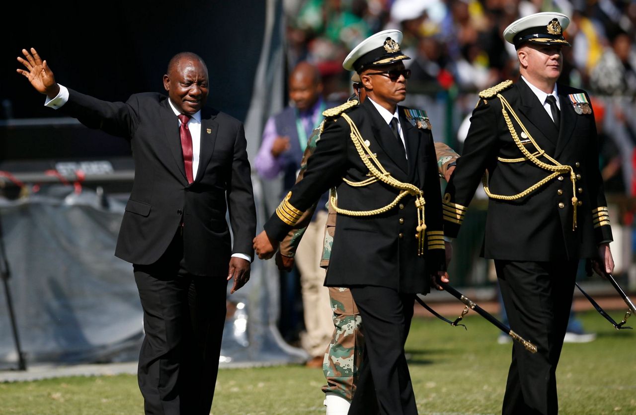 Ramaphosa takes oath as South Africa's president