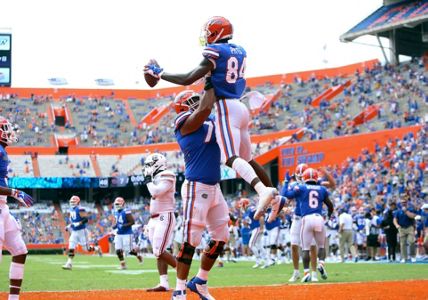 Trask Pitts help No. 3 Florida top South Carolina 38 24