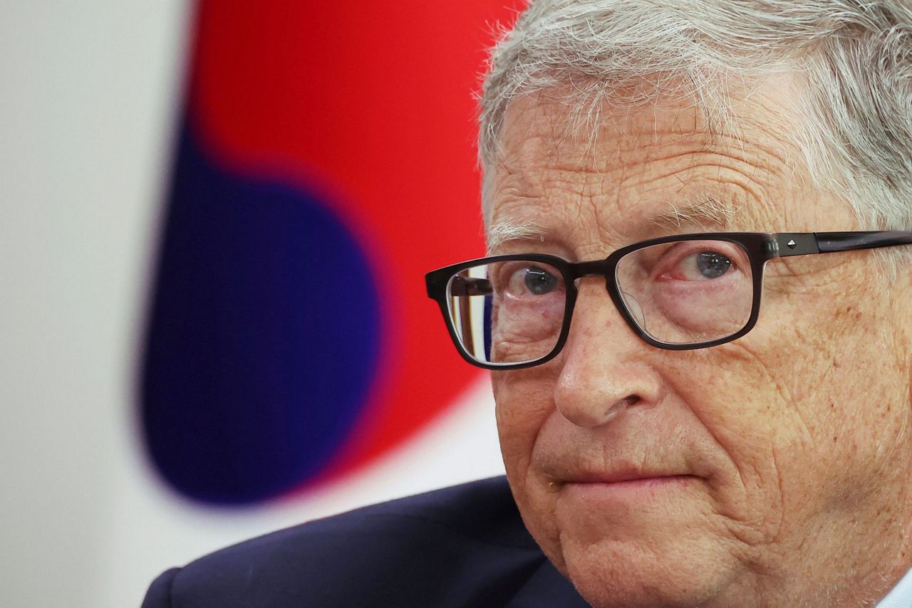 Gates eyes partnership with South Korea over global health