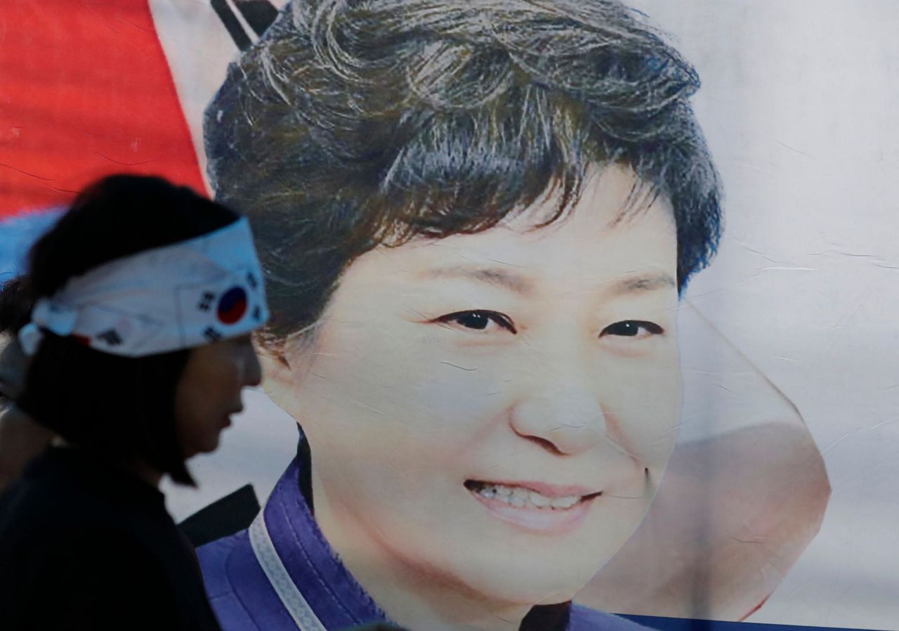 S Korean Court Confirms 20 Year Term For Ex President Park 3383