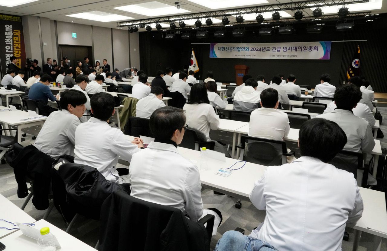 Why thousands of junior doctors in South Korea are striking, and what ...