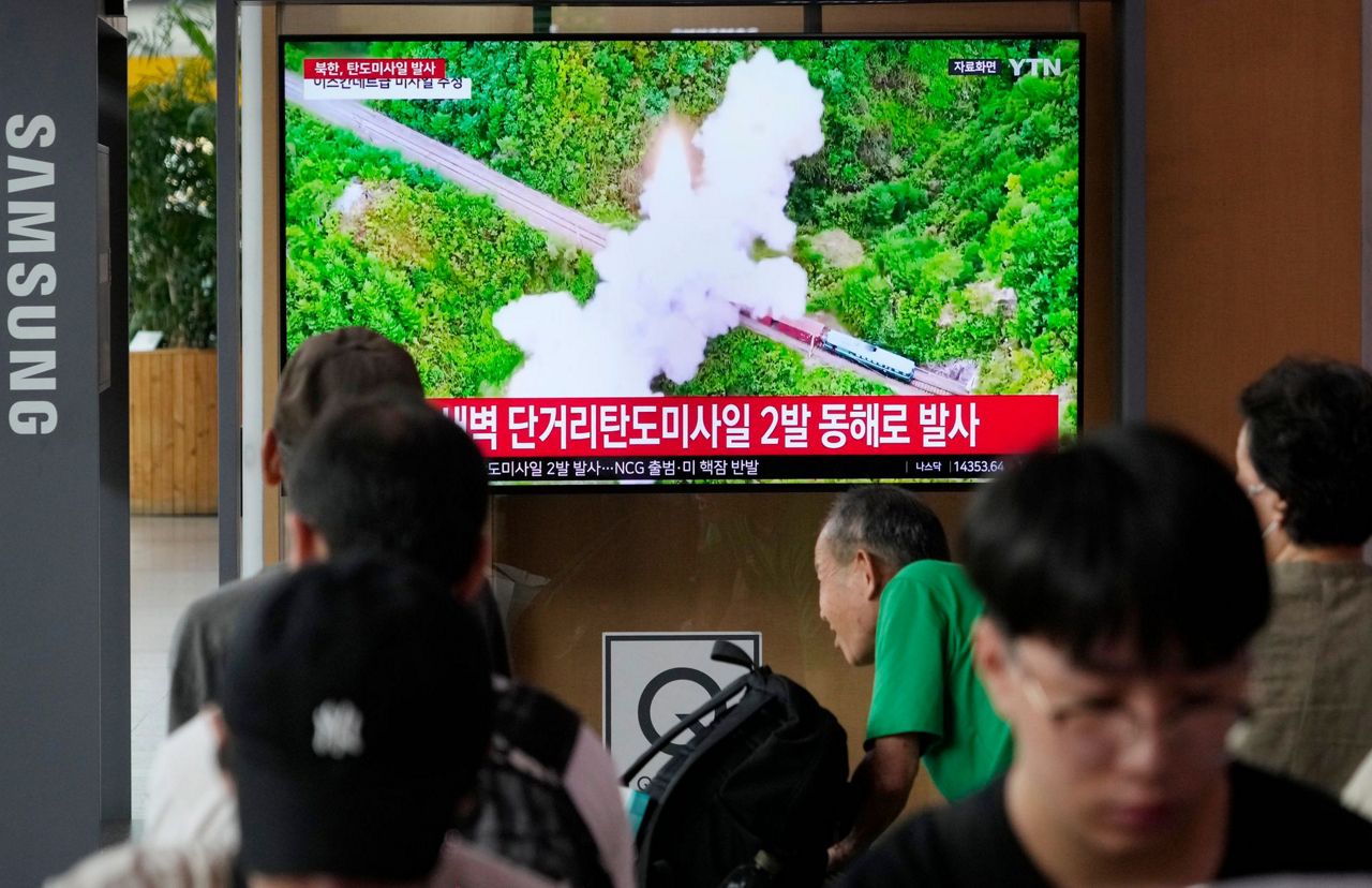 North Korea fires 2 short-range missiles into the sea as US docks ...