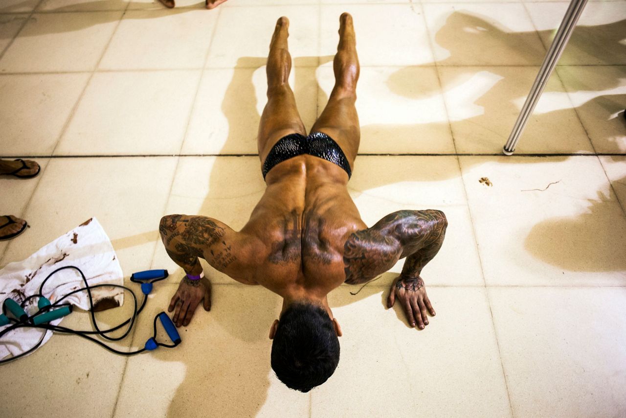 AP PHOTOS: Spanish bodybuilders compete for national crown