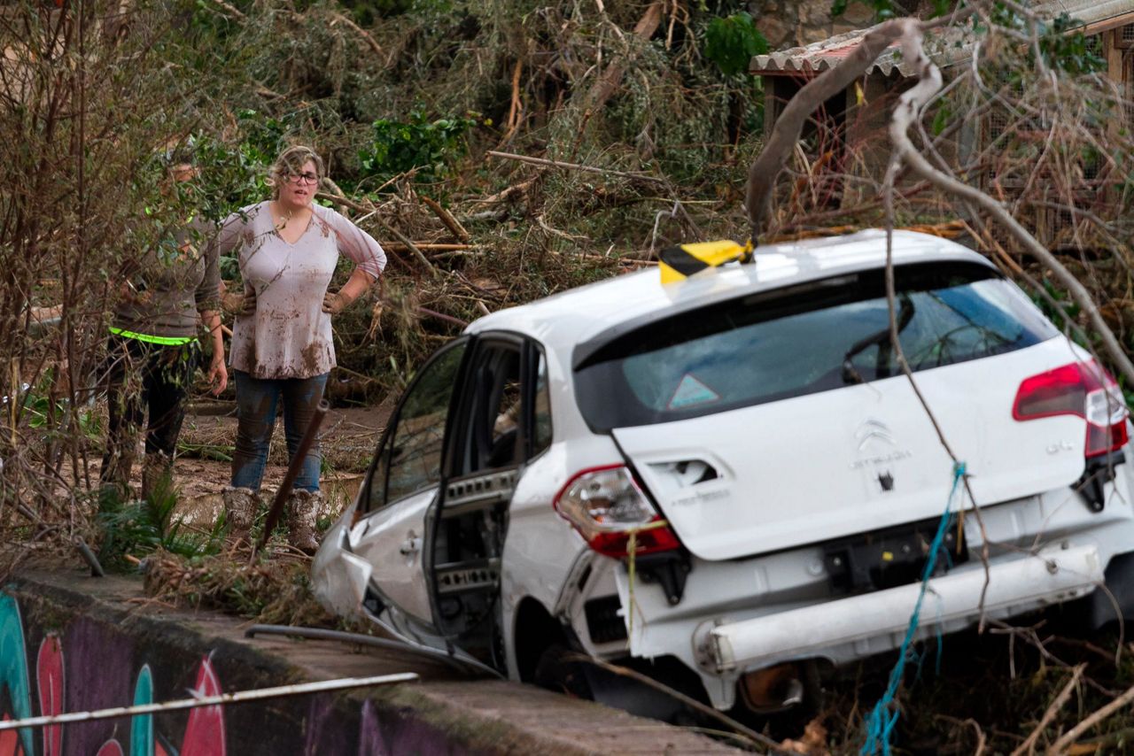 5 dead in torrential flooding in Spain's Mallorca island