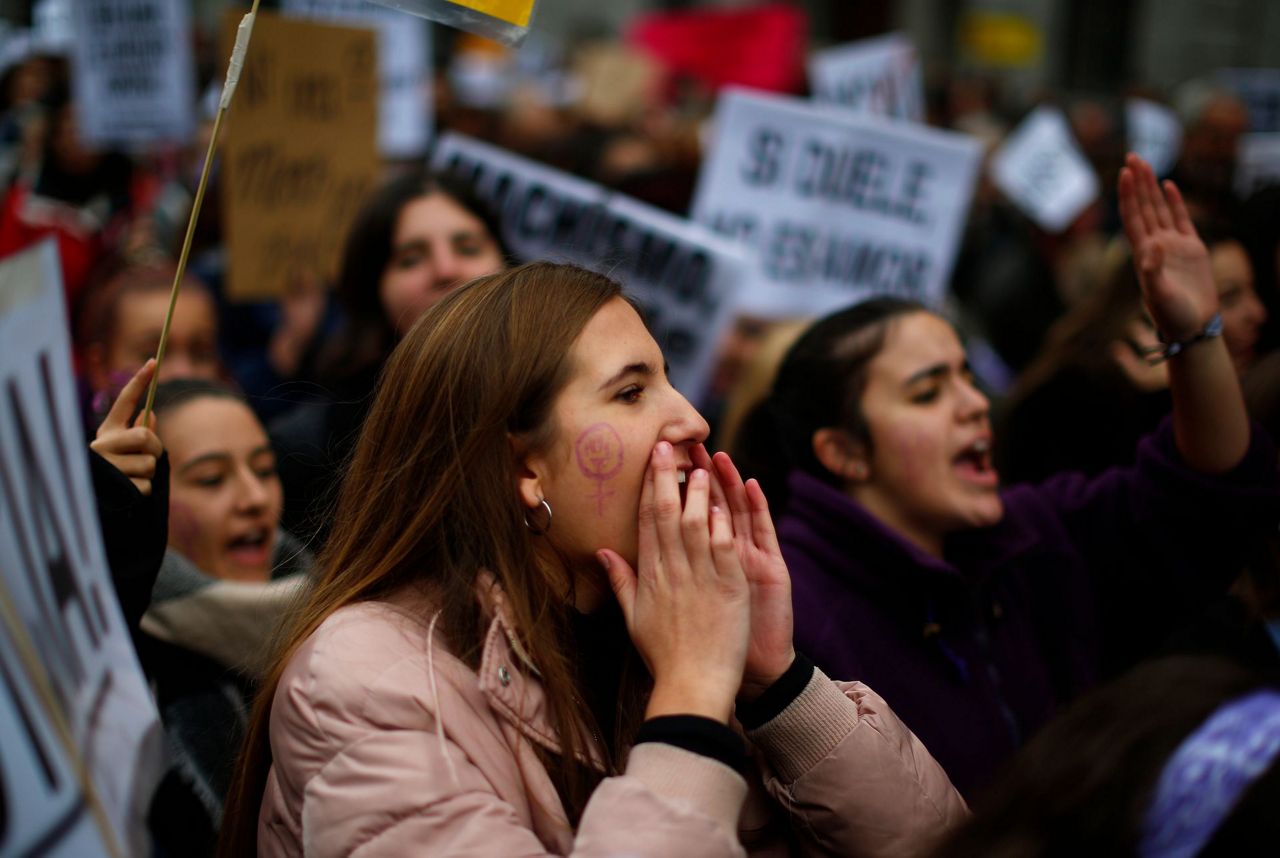 Spaniards join global call to end violence against women