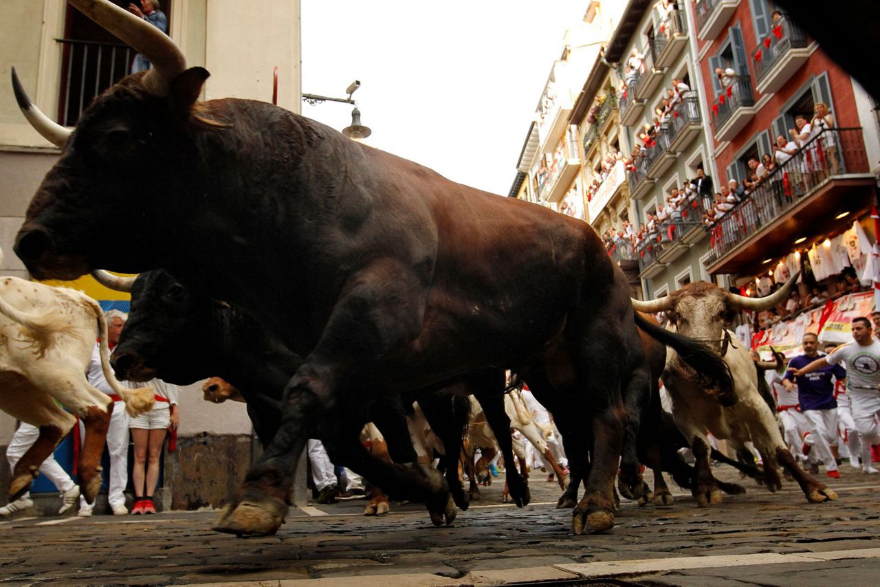 1 goring, 3 others injured in Spain's running of the bulls