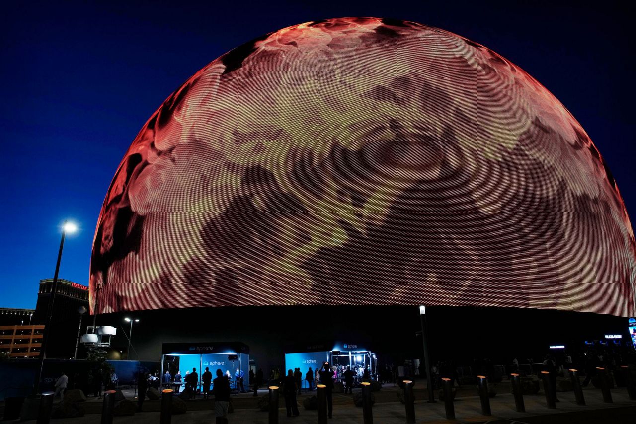 U2 concert uses stunning visuals to open massive Sphere venue in Las Vegas