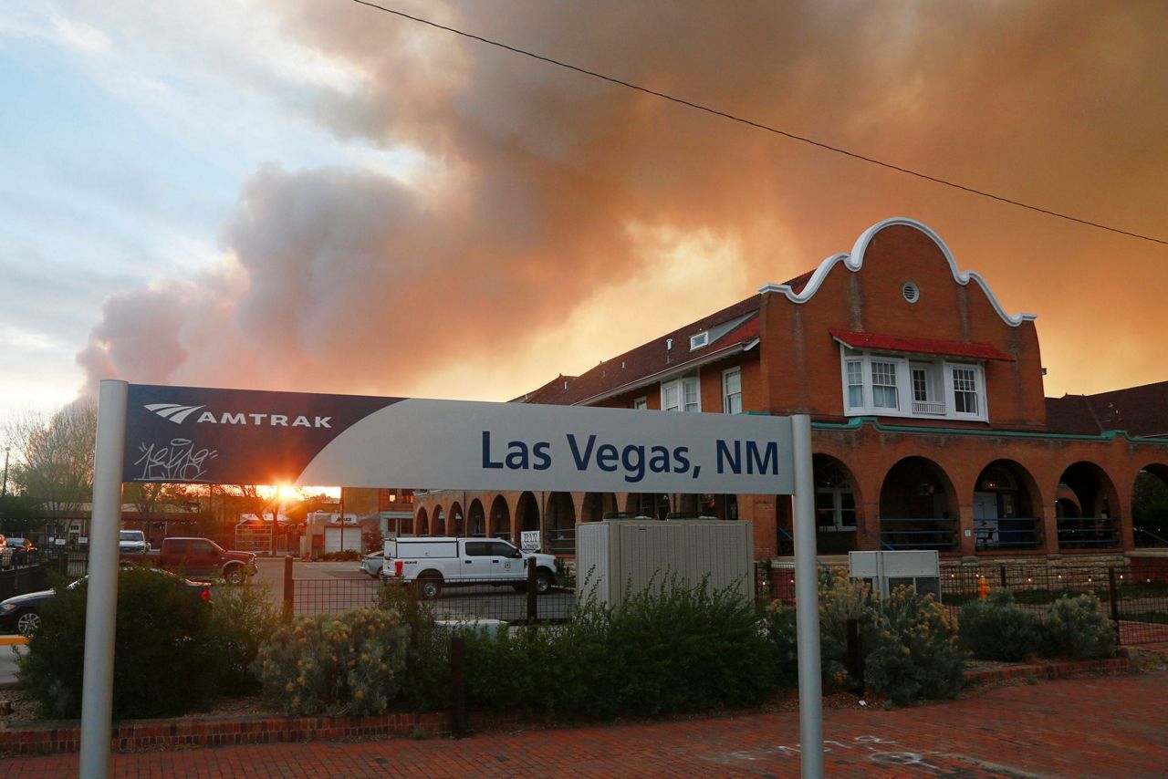 Wind is wild card in fires burning in New Mexico, Arizona - Vimarsana News