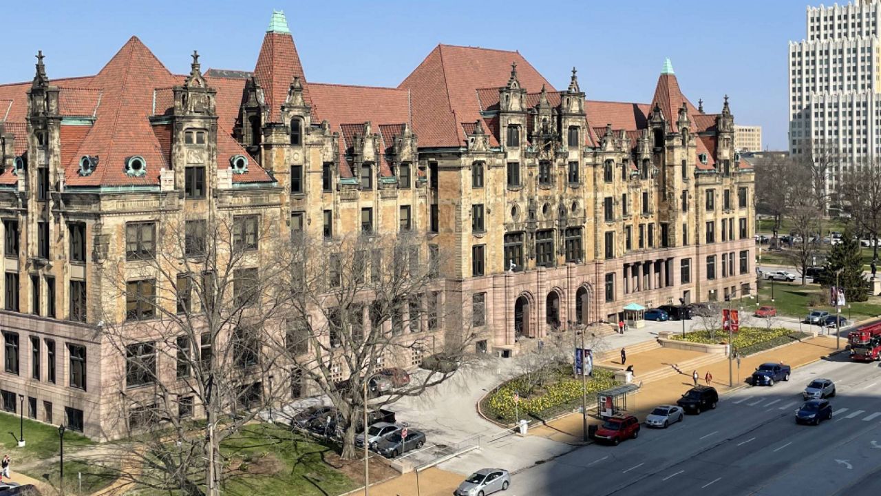 St. Louis City Hall as seen on March 30, 2023. (Spectrum News/Gregg Palermo)