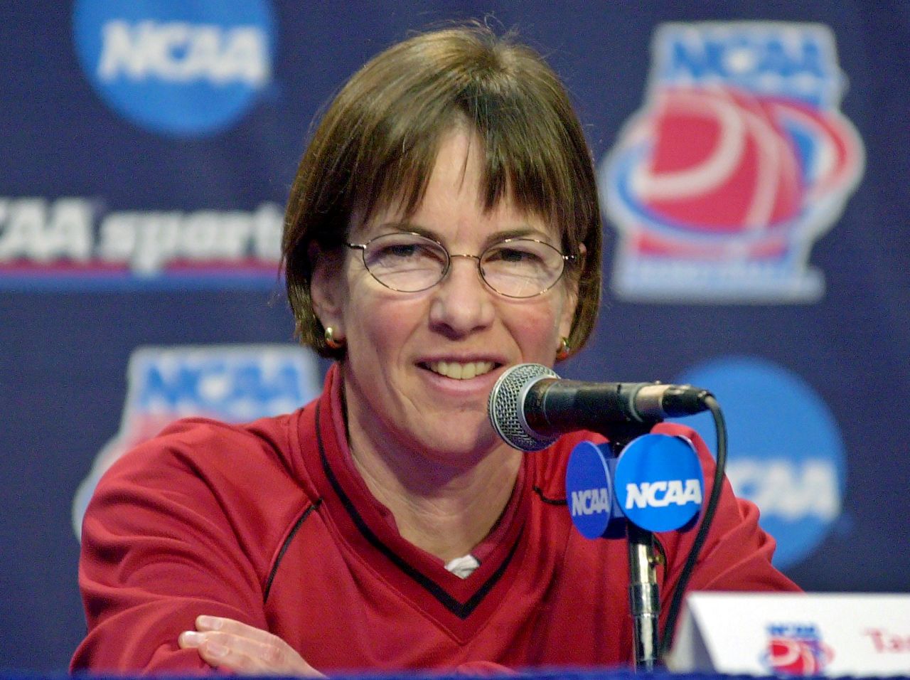 Tara VanDerveer Retires As Stanford Women's Hoops Coach After Setting ...