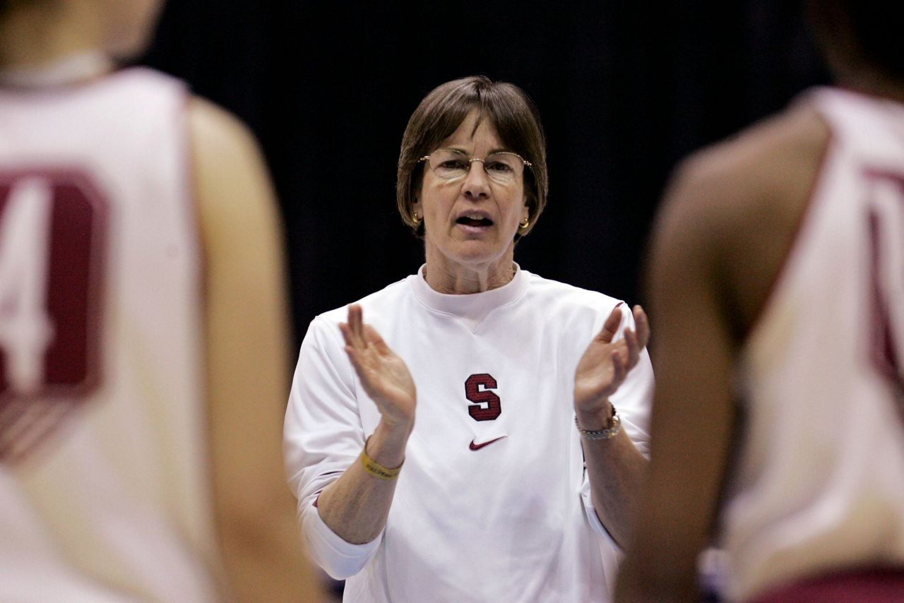 Tara VanDerveer Retires As Stanford Women's Hoops Coach After Setting ...