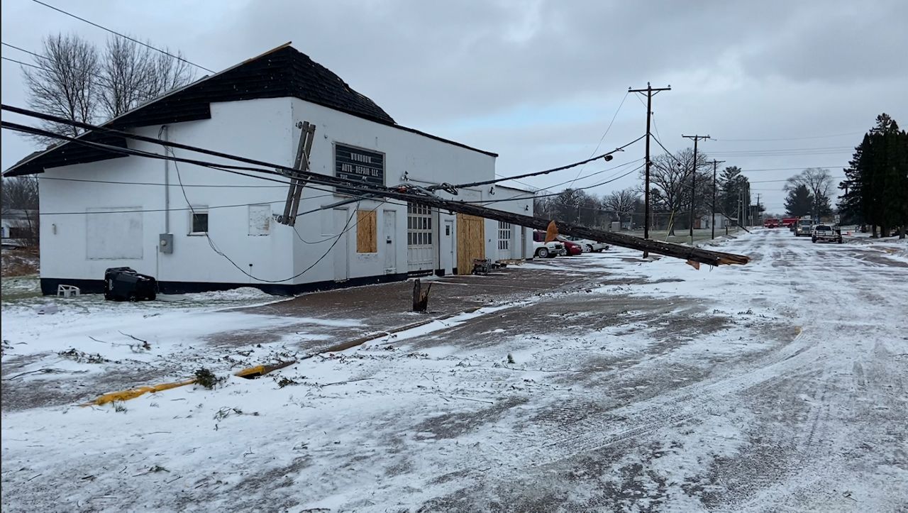 Stanley Wisconsin clean up severe weather