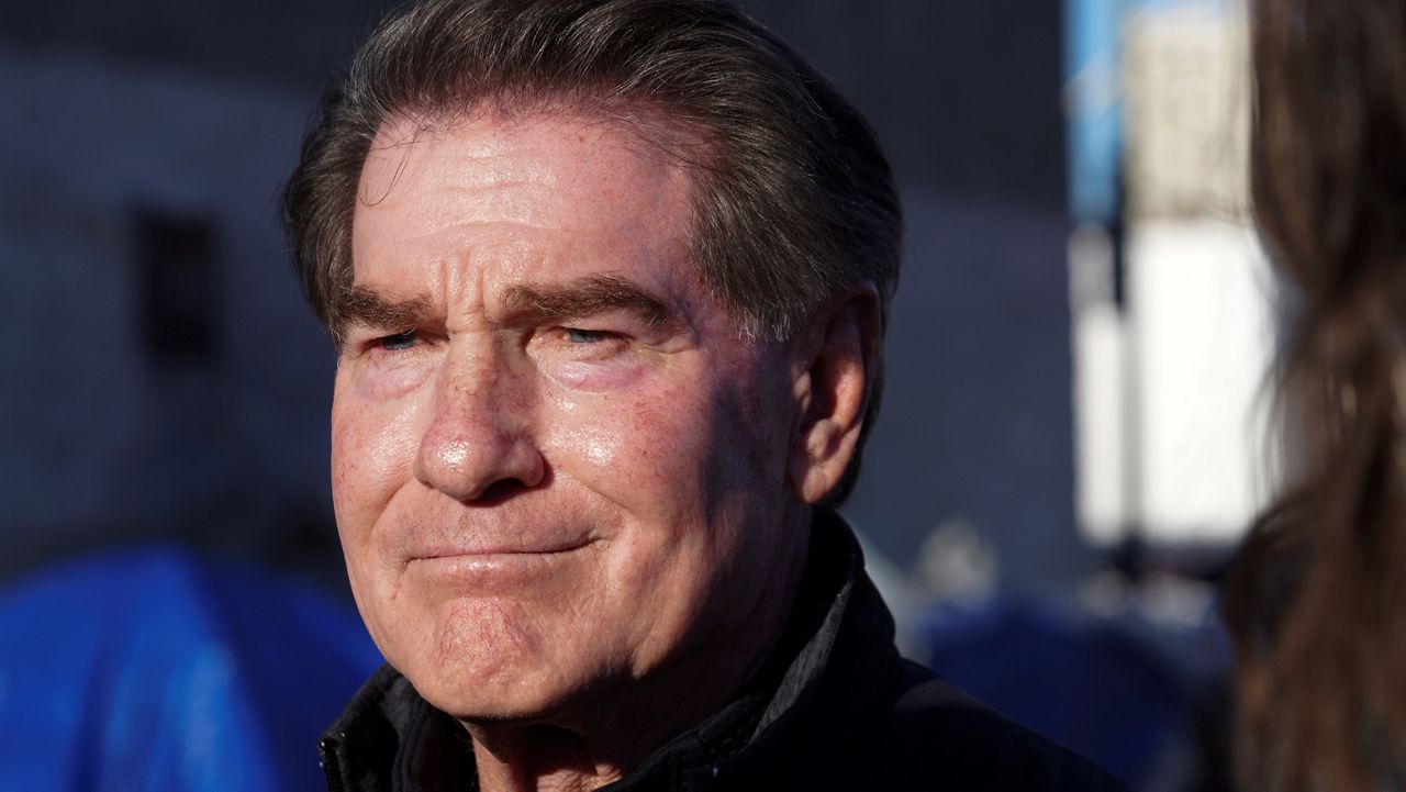 Steve Garvey swings for long shot U.S. Senate win