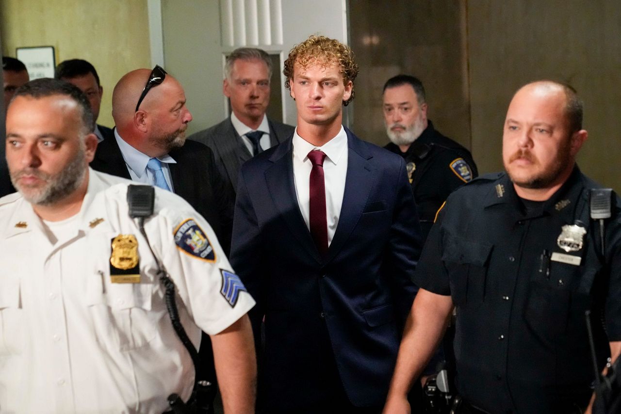 Former Marine Daniel Penny to be arraigned in NYC subway chokehold