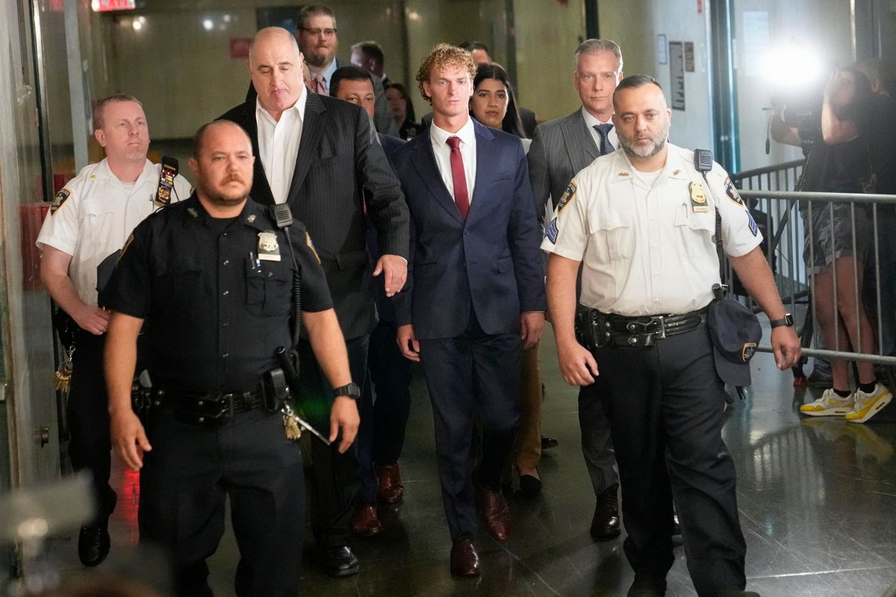 Former Marine Daniel Penny to be arraigned in NYC subway chokehold