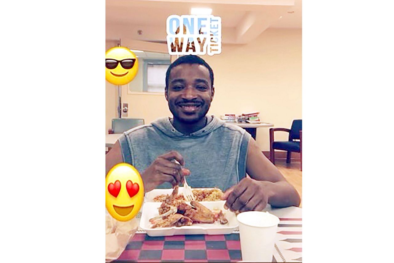 Man who fatally choked another NYC subway rider to surrender on