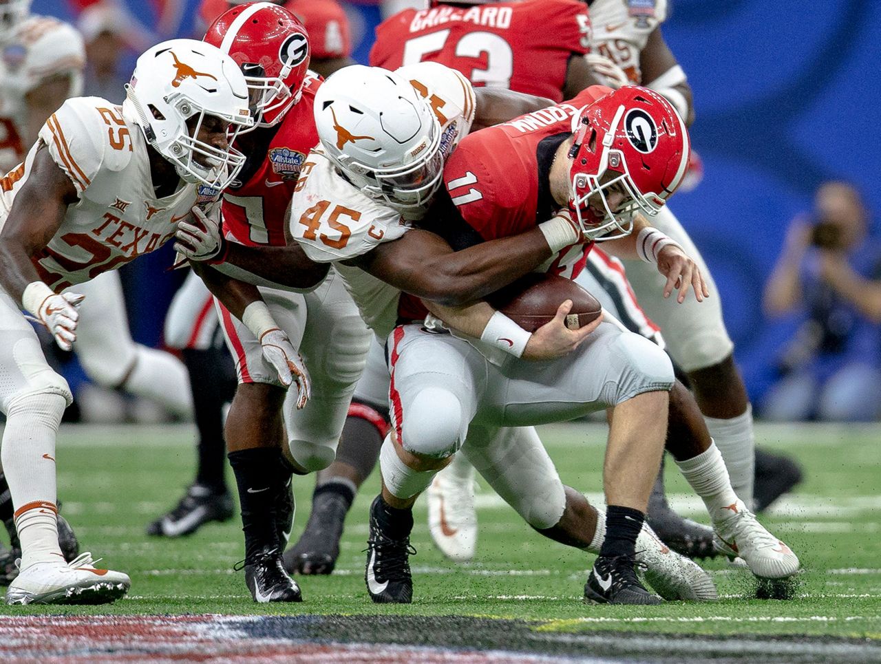 Ehlinger's 3 TDs lead Texas past 2821 in Sugar Bowl