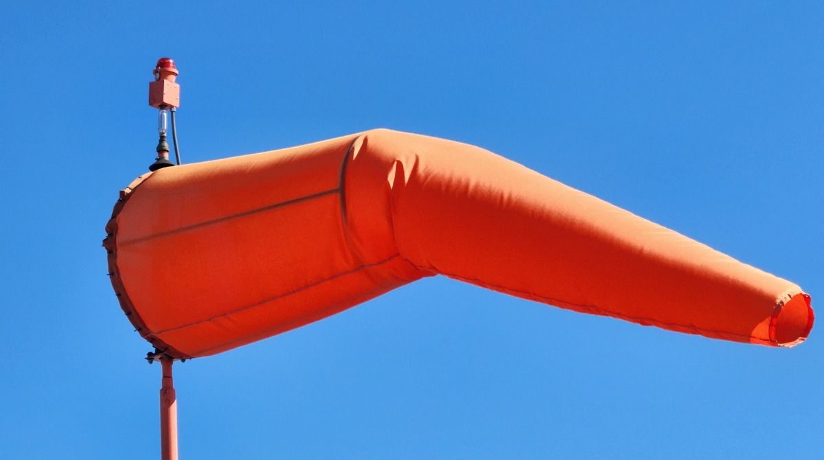 wind monitor at an airport