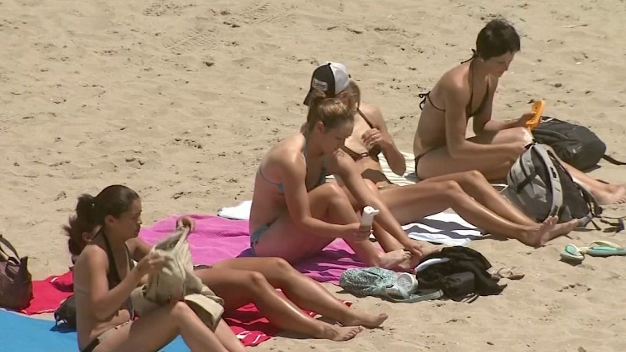 Dermatologists warn against 'tanmaxxing' as Trump administration approves a new protective ingredient in sunscreen
