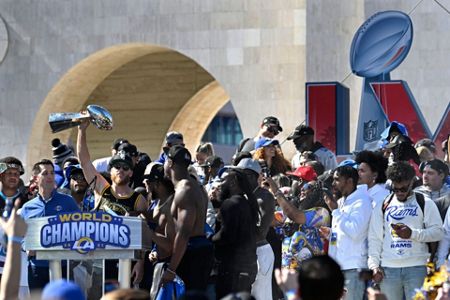 Rams' house!' Fans cheer Super Bowl champs in sea of blue and gold