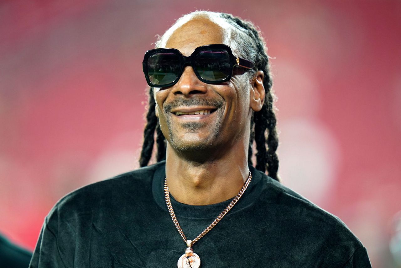 2022 Super Bowl halftime show: Get to know Snoop Dogg, Mary J. Blige,  Eminem and rest of the performers 