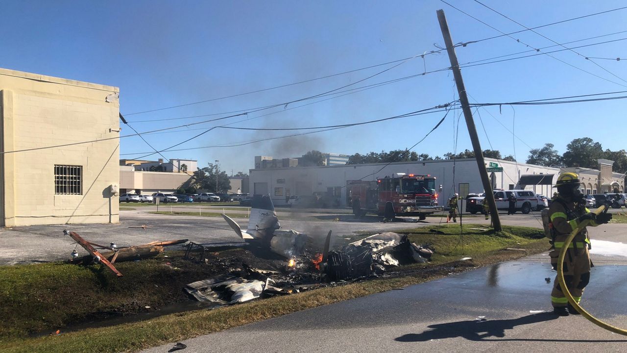 Small Plane Crash Near Tampa Airport at N. Ward and Laurel