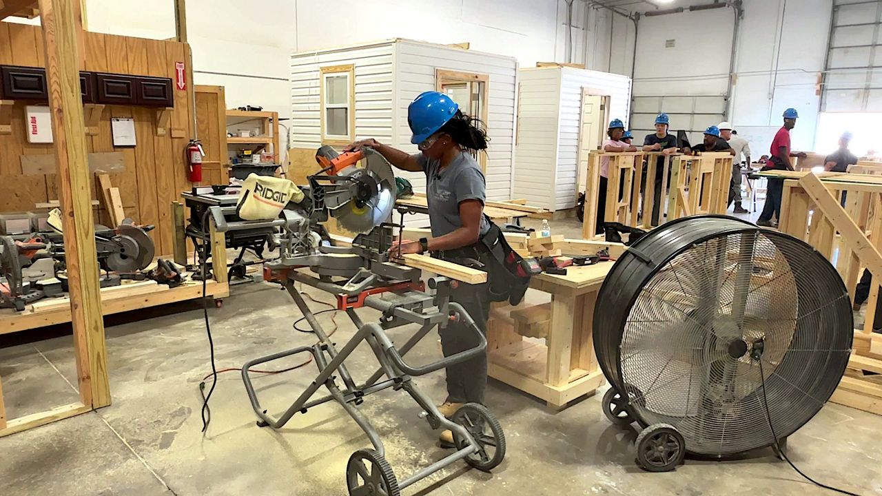 Orlando Academy helps students find vocational schools